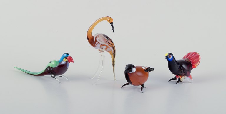 Glass deals Pigeon Bird Murano Brown / Clear With Air Bubbles Large