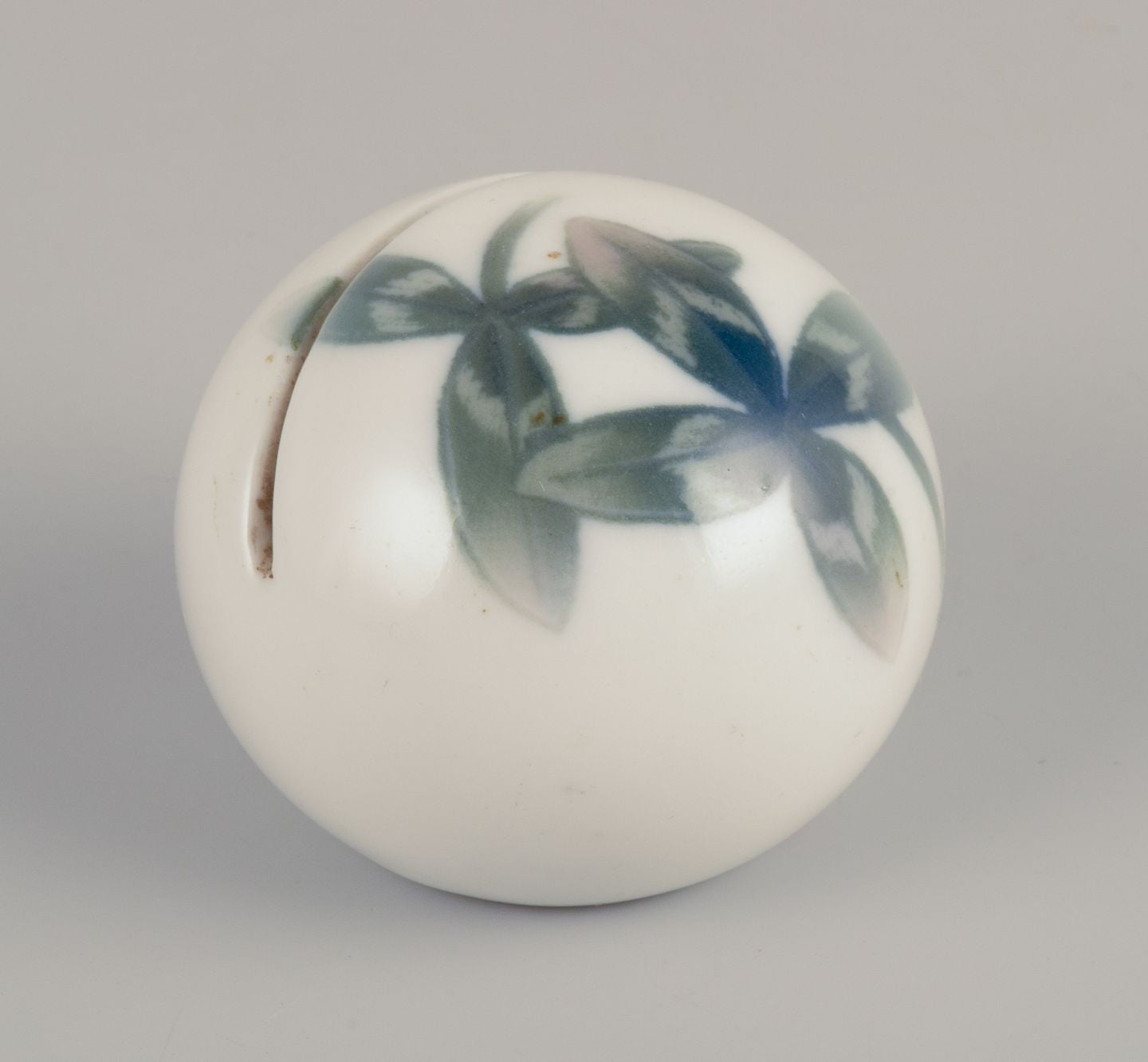 PORCELAIN - Brand: Bing & Grøndahl – L' ART COPENHAGEN
